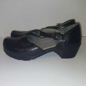 Dansko Black Sam Ankle Strap Mary Jane Style Clogs sz 41 EU (10/10.5 US)